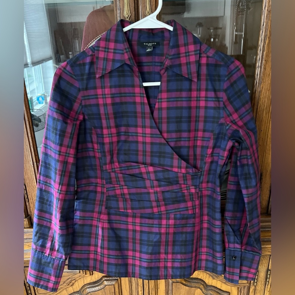 TALBOTS Blouse Faux Wrap Top Tartan Plaid, Pleated Front, Side Zip, Long Sleeves